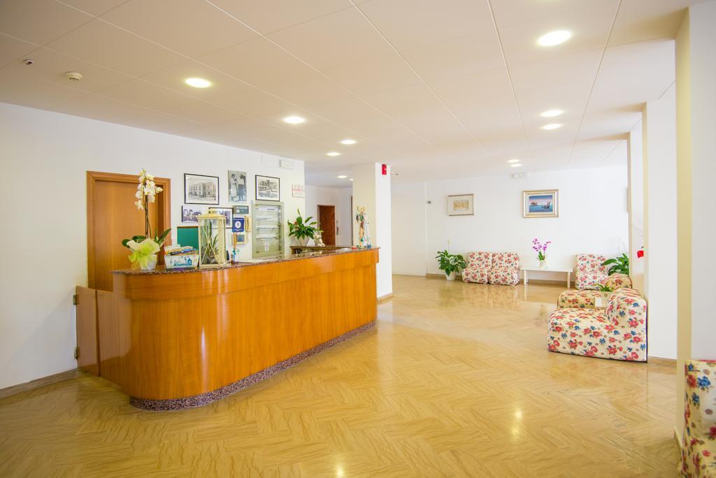 Hotel Venezia Cattolica Exterior photo